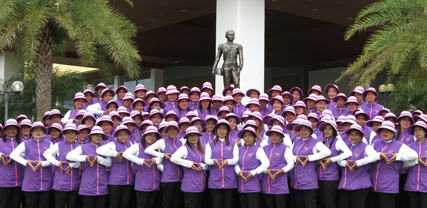 Caddie at Pattaya's Phoenix Gold